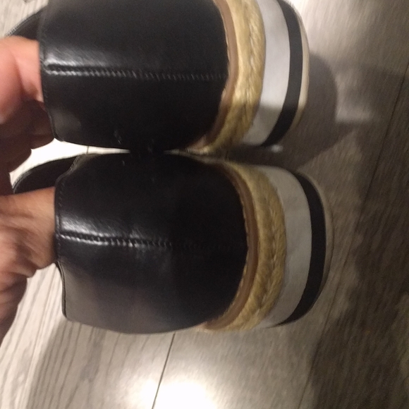 Beautiful black shoes by a.n.d eawy - Picture 10 of 12